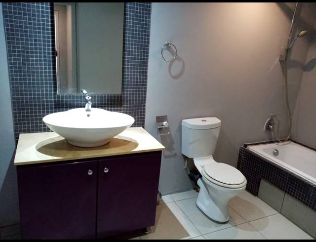 2 BEDROOM APARTMENT TO LET IN POINT WATERFRONT